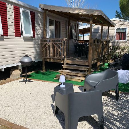 Mobilhome Vias Plage Dans Camping 外观 照片