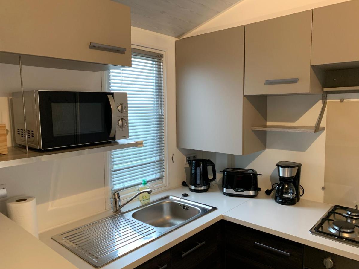 Mobilhome Vias Plage Dans Camping 外观 照片