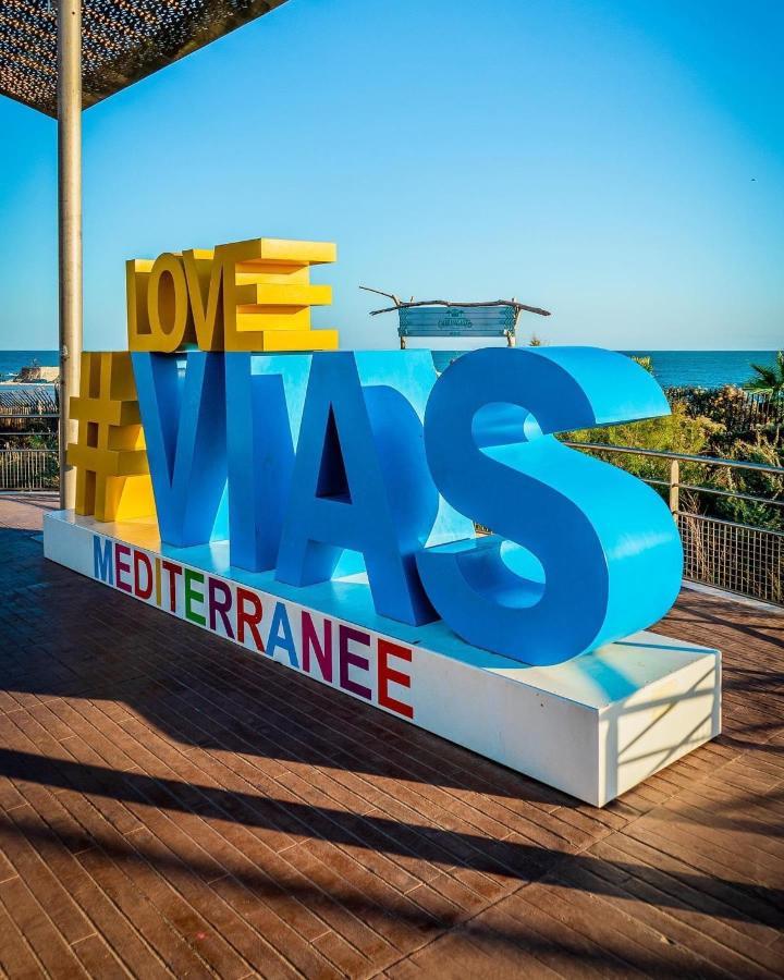 Mobilhome Vias Plage Dans Camping 外观 照片