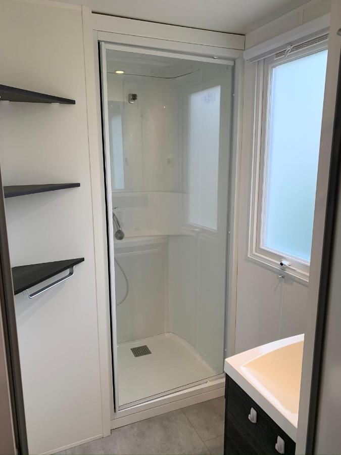 Mobilhome Vias Plage Dans Camping 外观 照片