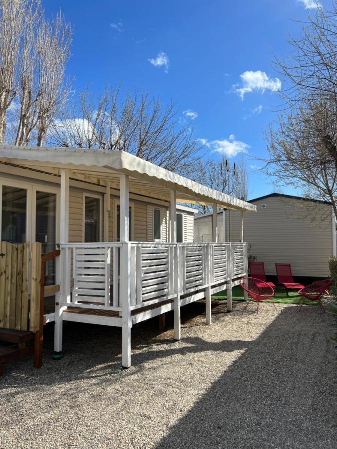 Mobilhome Vias Plage Dans Camping 外观 照片