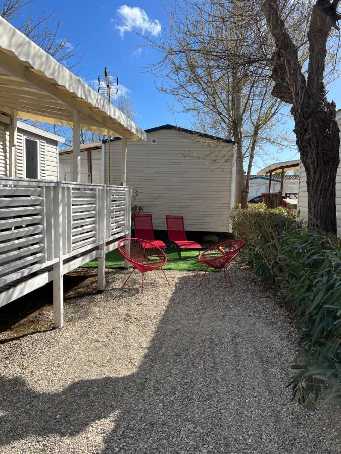 Mobilhome Vias Plage Dans Camping 外观 照片
