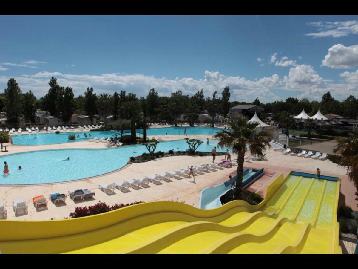 Mobilhome Vias Plage Dans Camping 外观 照片