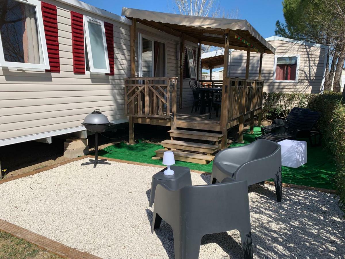 Mobilhome Vias Plage Dans Camping 外观 照片