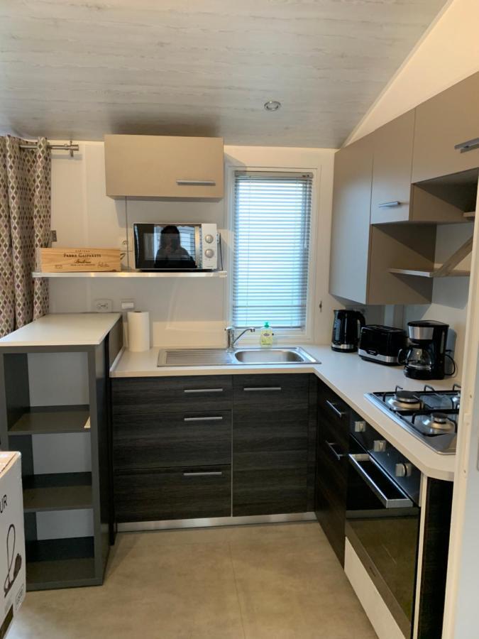 Mobilhome Vias Plage Dans Camping 外观 照片